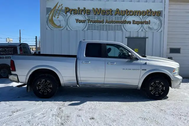 2012 Ram 1500 Outdoorsman 5.7L V8 - Photo 4