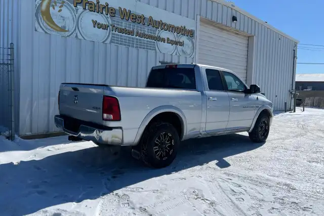 2012 Ram 1500 Outdoorsman 5.7L V8 - Photo 5