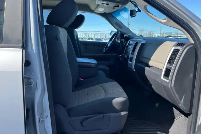 2012 Ram 1500 Outdoorsman 5.7L V8 - Photo 12