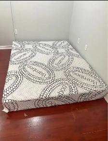 Double mattresses ready for fast and easy delivery