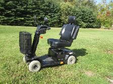 Pride Celebrity LR Scooter