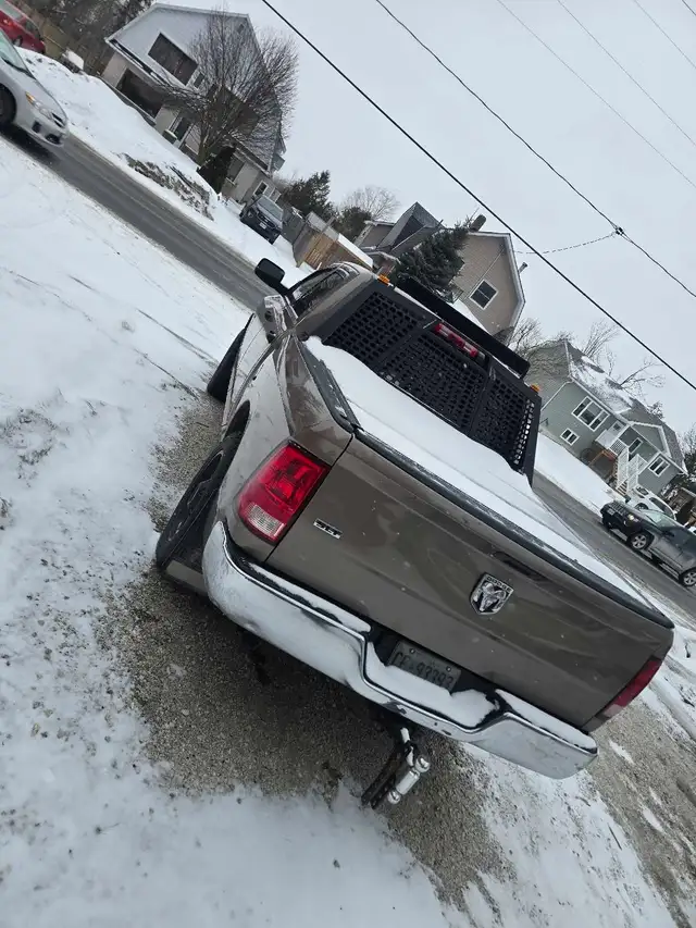 2009 Dodge Ram 1500 SLT - Photo 3