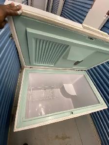 WHITE CHEST FREEZER AVAILABLE - Photo 5