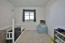 Great space and location 3 Bed 2 bath upper unit for rent! - Photo 3