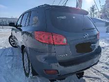 2008 Hyundai Sante Fe AWD Saftied $3000 - Photo 3