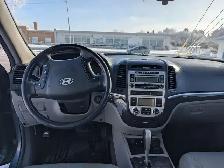 2008 Hyundai Sante Fe AWD Saftied $3000 - Photo 8