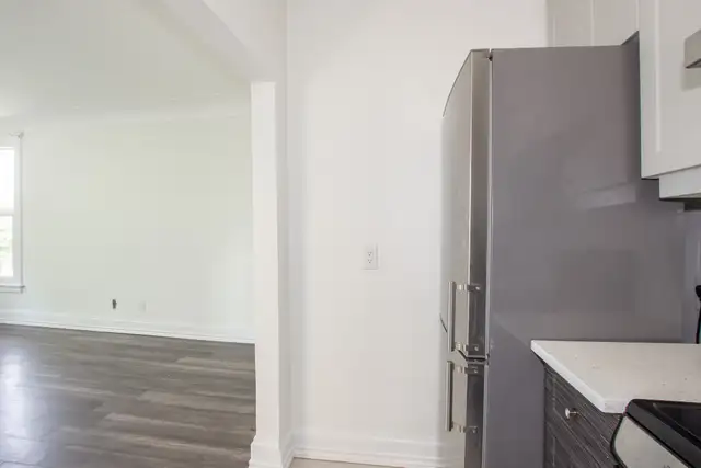 55 Wellington St S, Hamilton (Unit 7) - 1 Bedroom Apartment - Photo 8