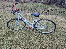 Ladies Commuter Bike For Sale - Photo 2