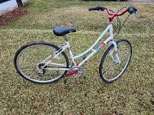 Ladies Commuter Bike For Sale - Photo 3