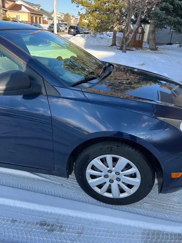 2011 Chevy Cruze - Photo 3