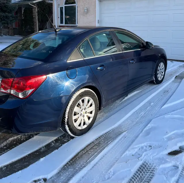 2011 Chevy Cruze - Photo 5