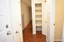 SPACIOUS – RENOVATED – PET FRIENDLY - Photo 4