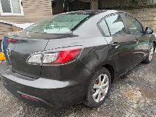 2011 Mazda 3 - Photo 7