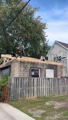 Construction Labourers Wanted – Full-Time – Start Immediately - Photo 4