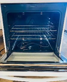 Newer Frigidaire 30" Range - Photo 2
