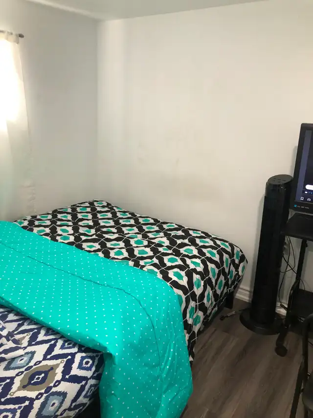 Furnished Room in Scarborough for Rent (Daily/Weekly/Monthly) - Photo 4