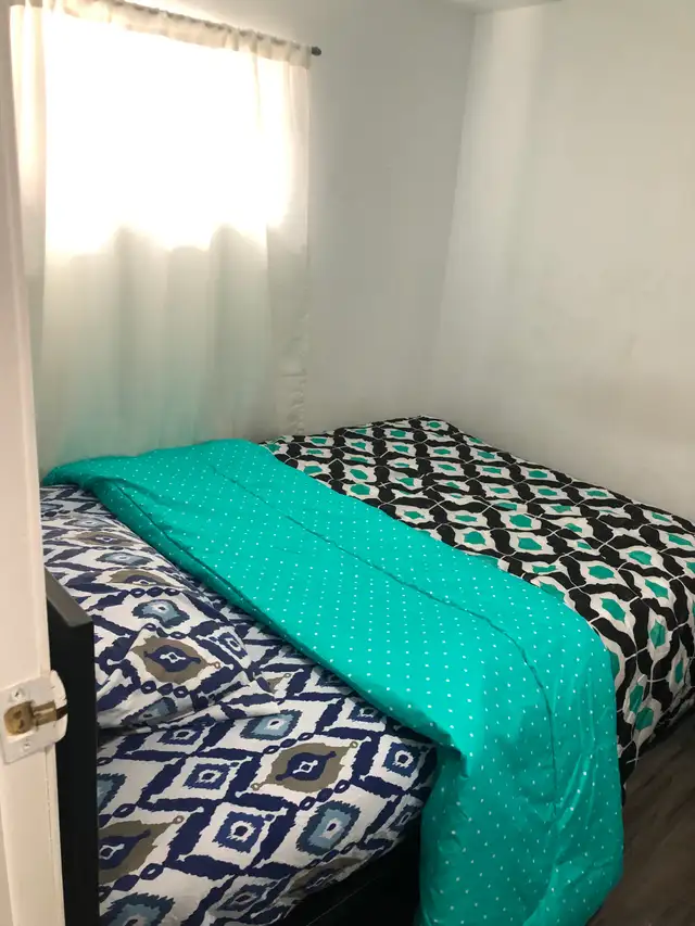 Furnished Room in Scarborough for Rent (Daily/Weekly/Monthly) - Photo 5