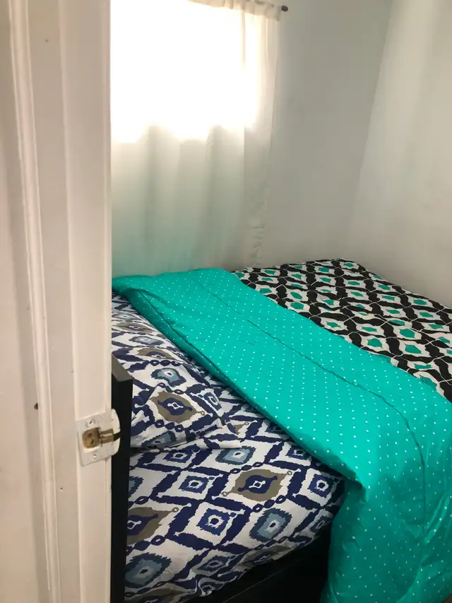 Furnished Room in Scarborough for Rent (Daily/Weekly/Monthly) - Photo 6
