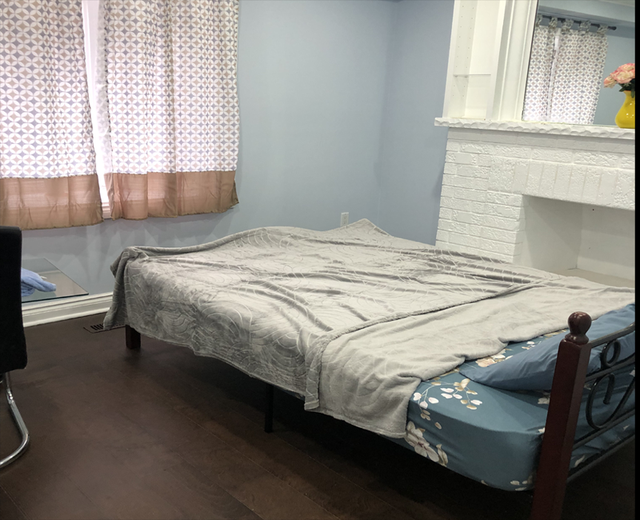 Furnished Rooms for rent in GTA (Pickering and Scarborough). - Photo 2