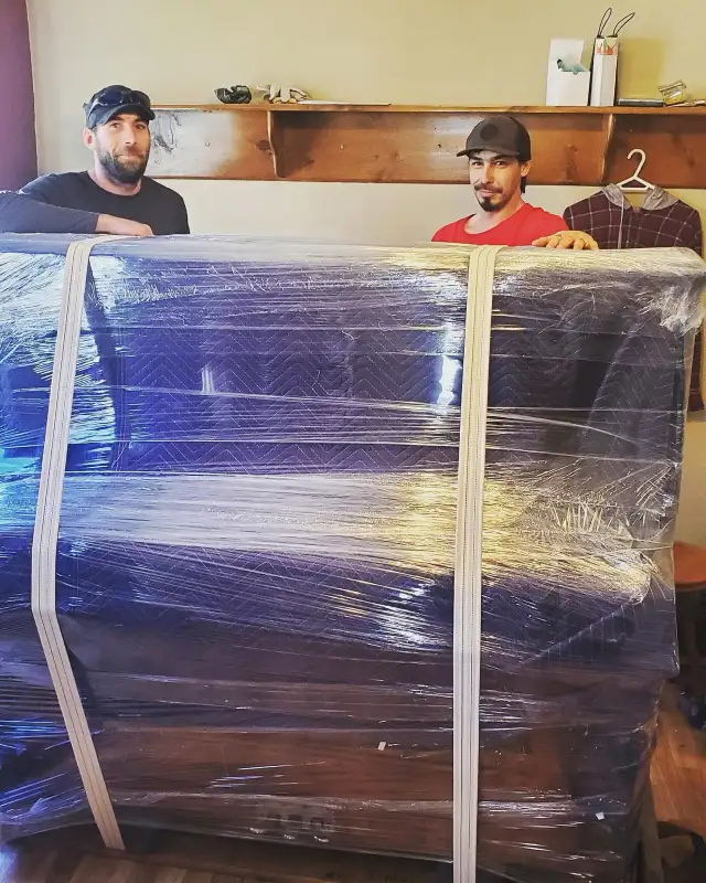 need movers? - Photo 4