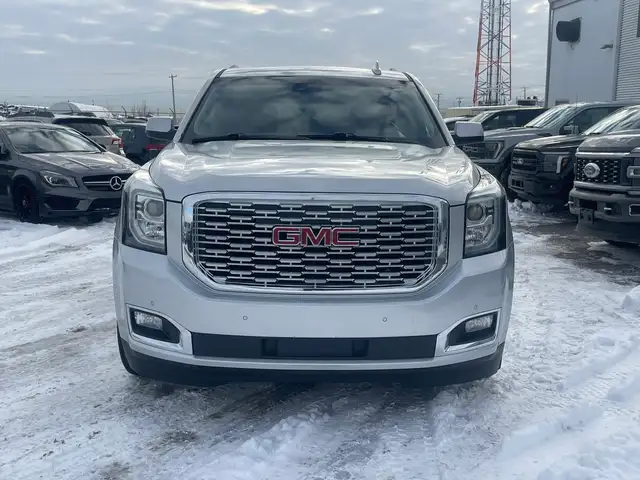 2020 GMC Yukon XL Denali/4WD/NAVI/B.CAM/DVD/LEATHER/SUNROOF - Photo 2