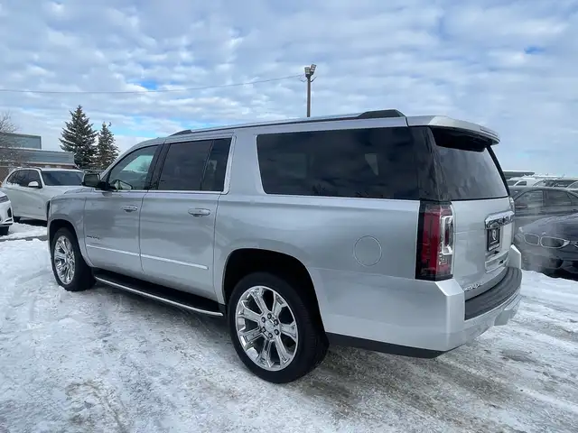2020 GMC Yukon XL Denali/4WD/NAVI/B.CAM/DVD/LEATHER/SUNROOF - Photo 5