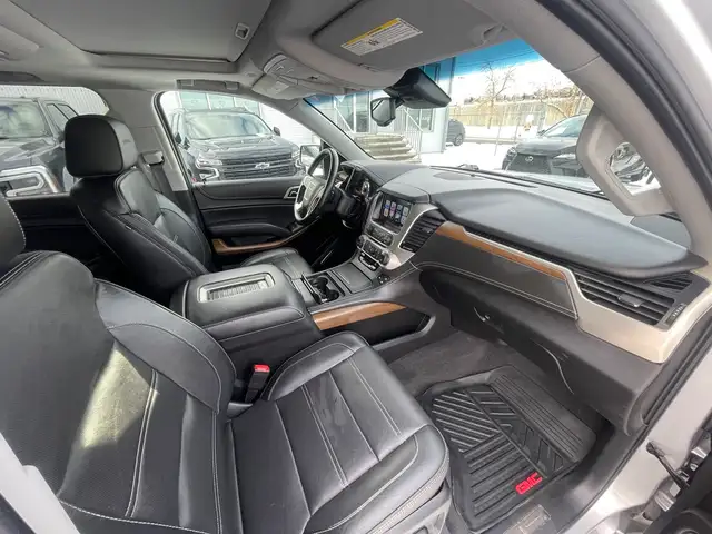 2020 GMC Yukon XL Denali/4WD/NAVI/B.CAM/DVD/LEATHER/SUNROOF - Photo 10