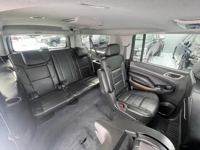 2020 GMC Yukon XL Denali/4WD/NAVI/B.CAM/DVD/LEATHER/SUNROOF - Photo 13