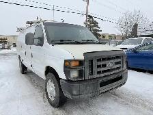 2013 Ford Econoline E-250 Cargo Van, 4.6L, V8, Clean Carfax, Mas - Photo 3
