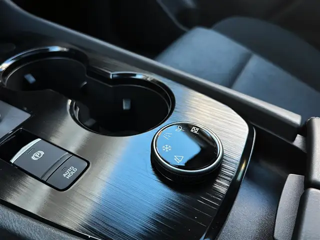 2025 Nissan Rogue SV Moonroof SV | Moonroof | Dual Climate Co... - Photo 17