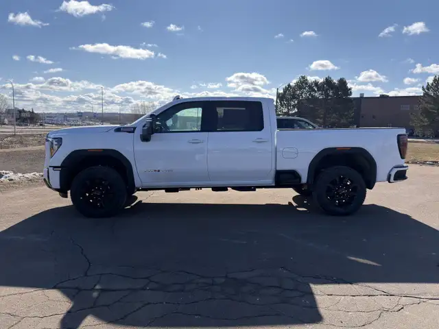 2026 GMC Sierra 2500HD AT4 - Leather Seats - $826 B/W - Photo 8