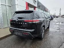 2025 Nissan Pathfinder S AWD | Apple Car Play | Android Auto - Photo 6