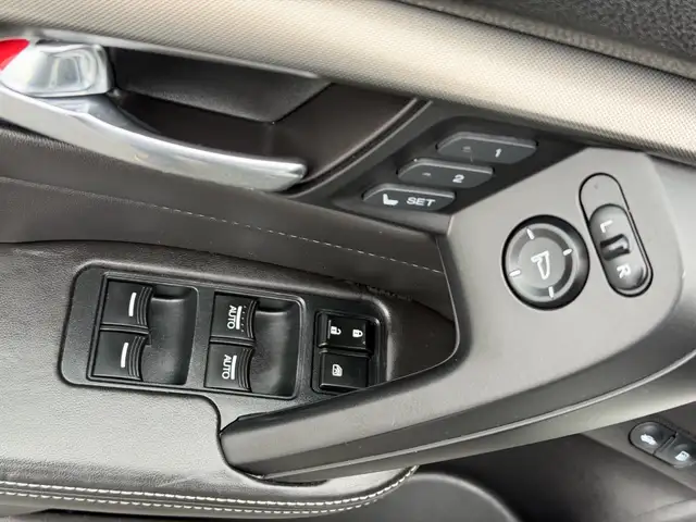 2013 Acura TL 4dr Sdn Auto SH-AWD w/Tech Pkg| Luxury | Performan - Photo 19