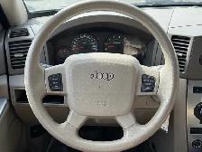 2005 Jeep Grand Cherokee 4dr Laredo| 3.7L V6 | Sunroof |Reliable - Photo 15