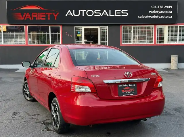 2007 Toyota Yaris 4dr Sdn Auto, Fuel Efficient | Reliable | Budg - Photo 3