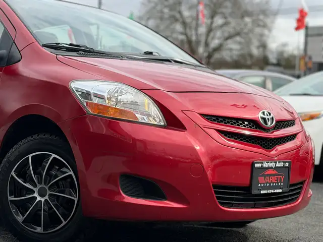 2007 Toyota Yaris 4dr Sdn Auto, Fuel Efficient | Reliable | Budg - Photo 7