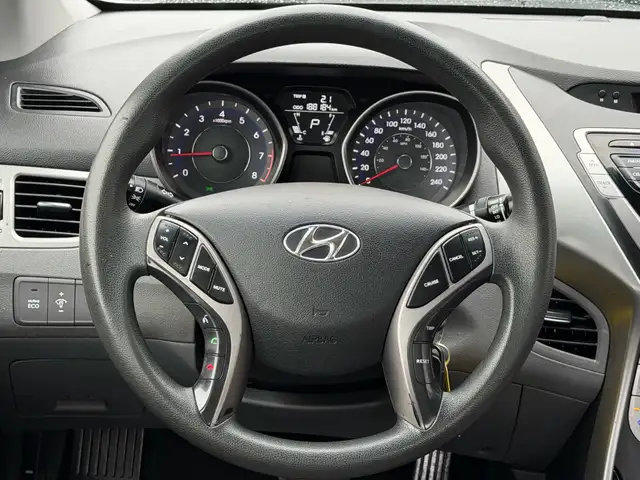 2013 Hyundai Elantra 4dr Sdn Auto GL Fuel Efficient| Great Value - Photo 16