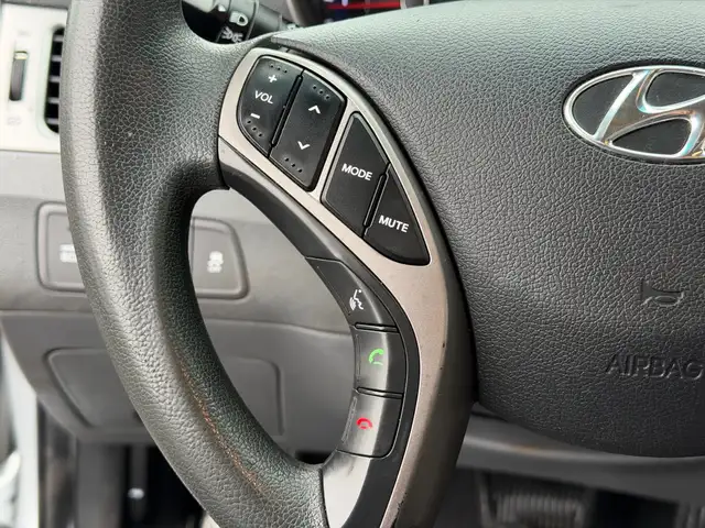 2013 Hyundai Elantra 4dr Sdn Auto GL Fuel Efficient| Great Value - Photo 21