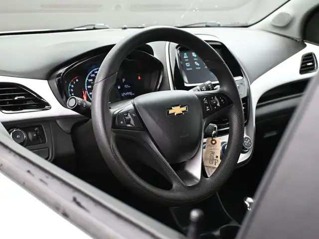 2018 Chevrolet Spark LT Call 902-466-9550 Android Auto / Apple C - Photo 7
