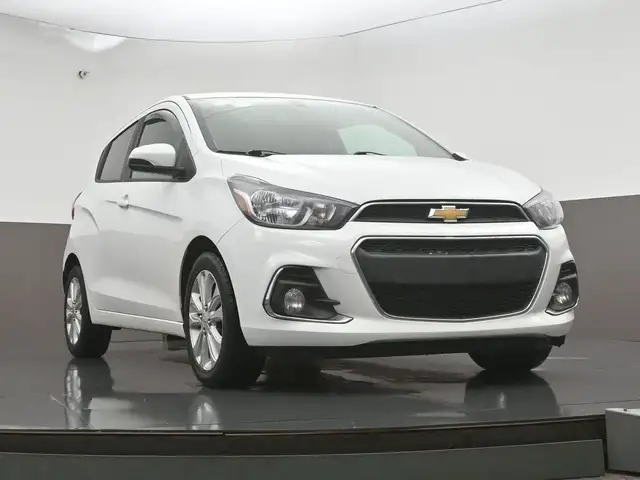 2018 Chevrolet Spark LT Call 902-466-9550 Android Auto / Apple C - Photo 35