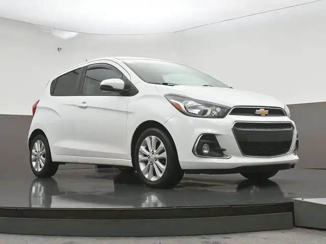 2018 Chevrolet Spark LT Call 902-466-9550 Android Auto / Apple C - Photo 37