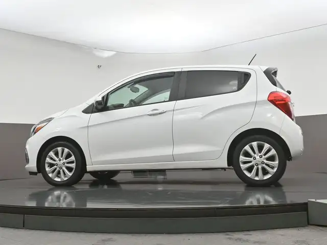 2018 Chevrolet Spark LT Call 902-466-9550 Android Auto / Apple C - Photo 40