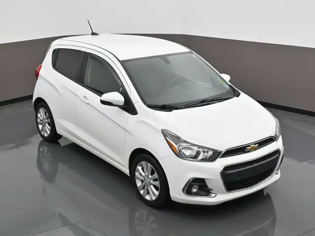 2018 Chevrolet Spark LT Call 902-466-9550 Android Auto / Apple C - Photo 43