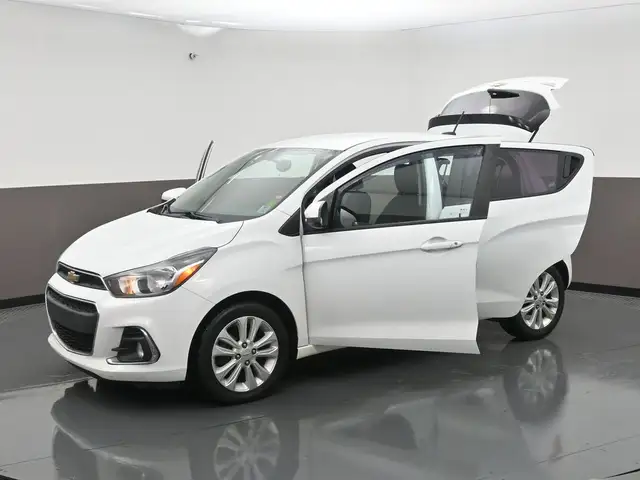 2018 Chevrolet Spark LT Call 902-466-9550 Android Auto / Apple C - Photo 54