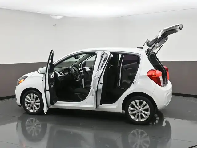2018 Chevrolet Spark LT Call 902-466-9550 Android Auto / Apple C - Photo 55