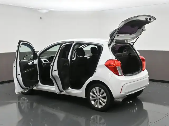 2018 Chevrolet Spark LT Call 902-466-9550 Android Auto / Apple C - Photo 56