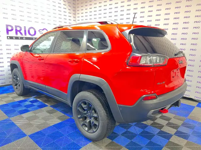 2019 Jeep Cherokee - Photo 3