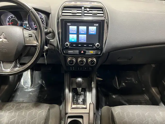 2020 Mitsubishi RVR - Photo 24