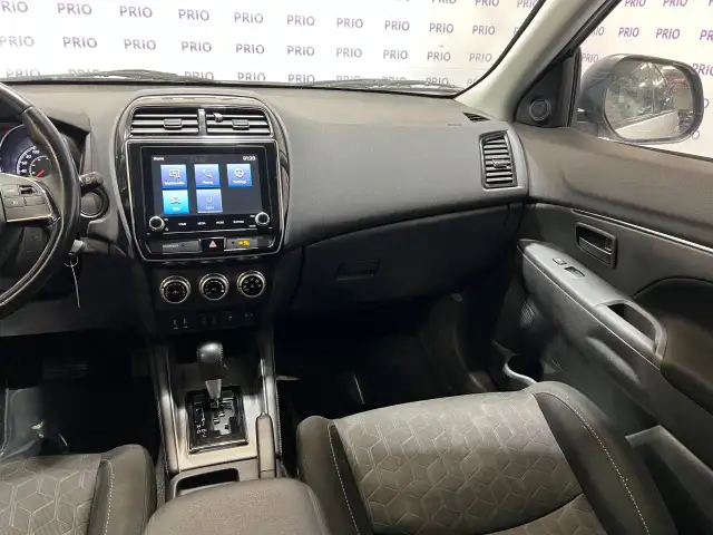 2020 Mitsubishi RVR - Photo 28