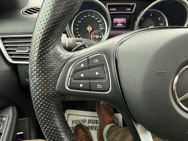 2016 Mercedes-Benz GLE-Class 4MATIC GLE 350d |AMG Pkg|ACCIDENT F - Photo 10